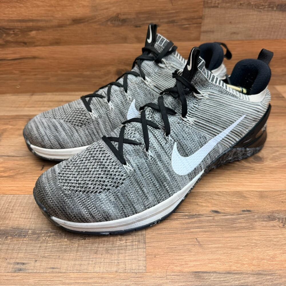 Nike Metcon DSX Flyknit Mens Size 13 Matte Silver sneakers